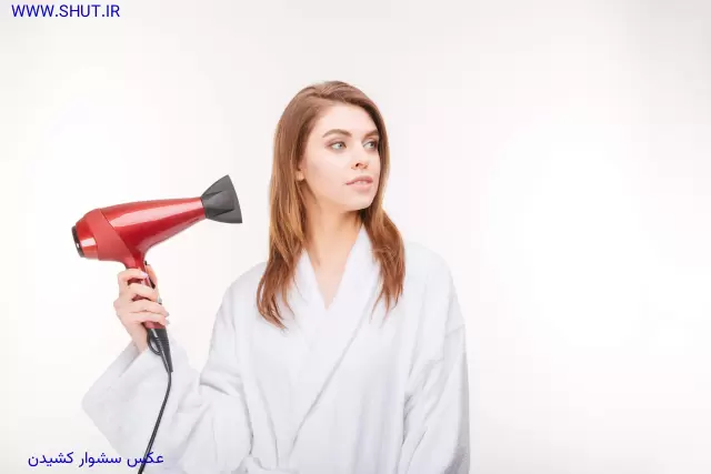 عکس سشوار کشیدن